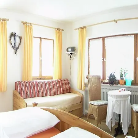 Biolandhof Wurtenberger Appartement Maierhöfen